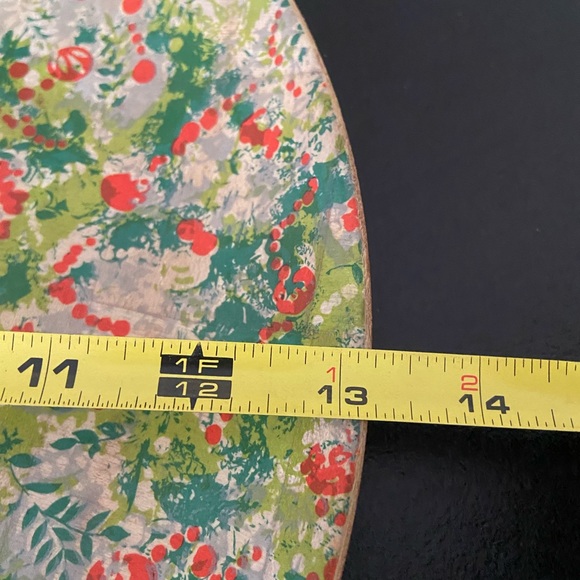 Large vintage MCM woven wood bowl platters in red and green 2 available - Picture 6 of 12